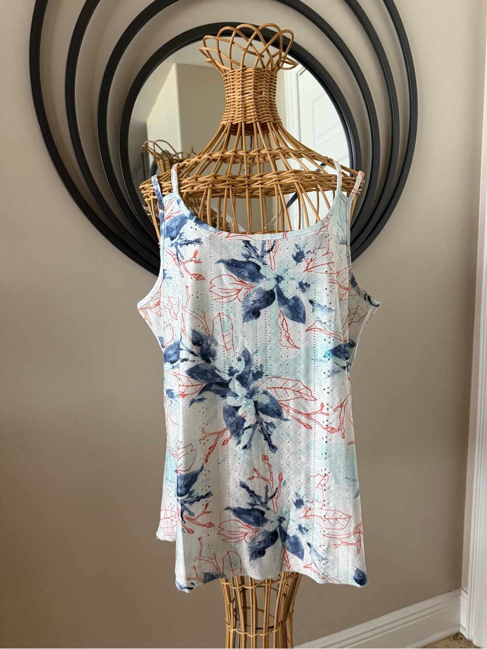 Sleeveless Floral Eyelet Tank Top in Blue & Coral